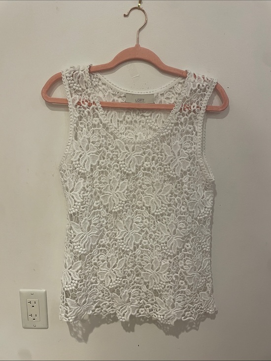 LOFT Tops - LOFT White Crochet Floral Tank Top